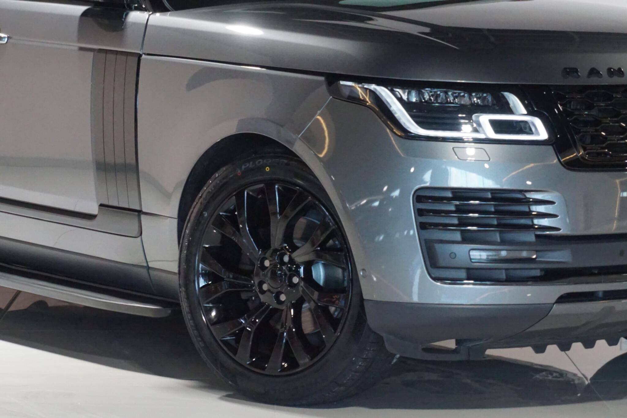 Land Rover Range Rover 3.0 SD V6 Autobiography SUV 5dr Diesel Auto 4WD Euro 6 (s/s) (275 ps)